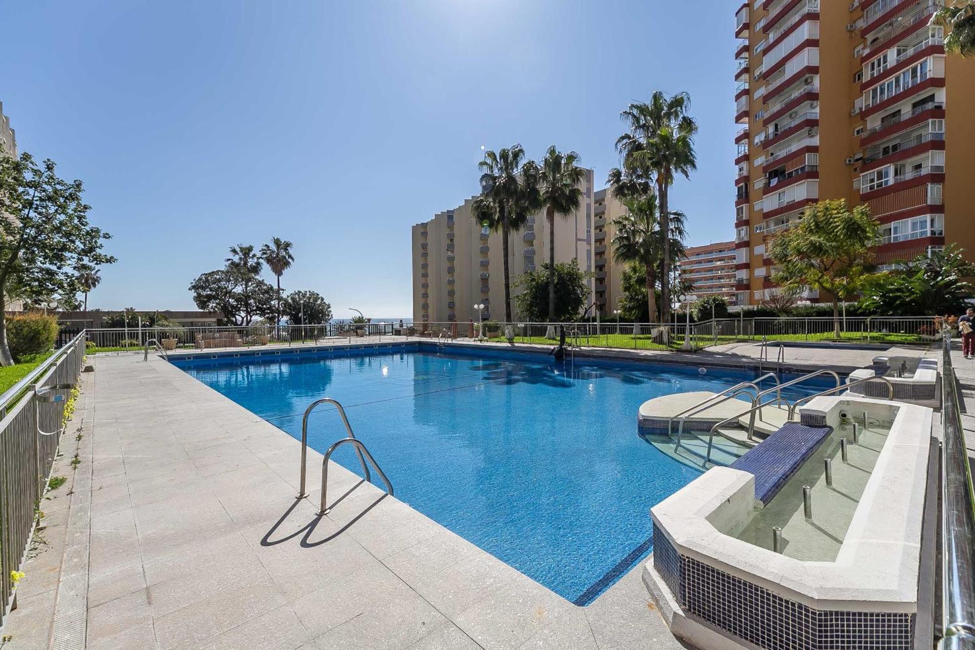 Puerto Marina, Apartamento Frente Al Mar เบนัลมาเดนา ภายนอก รูปภาพ