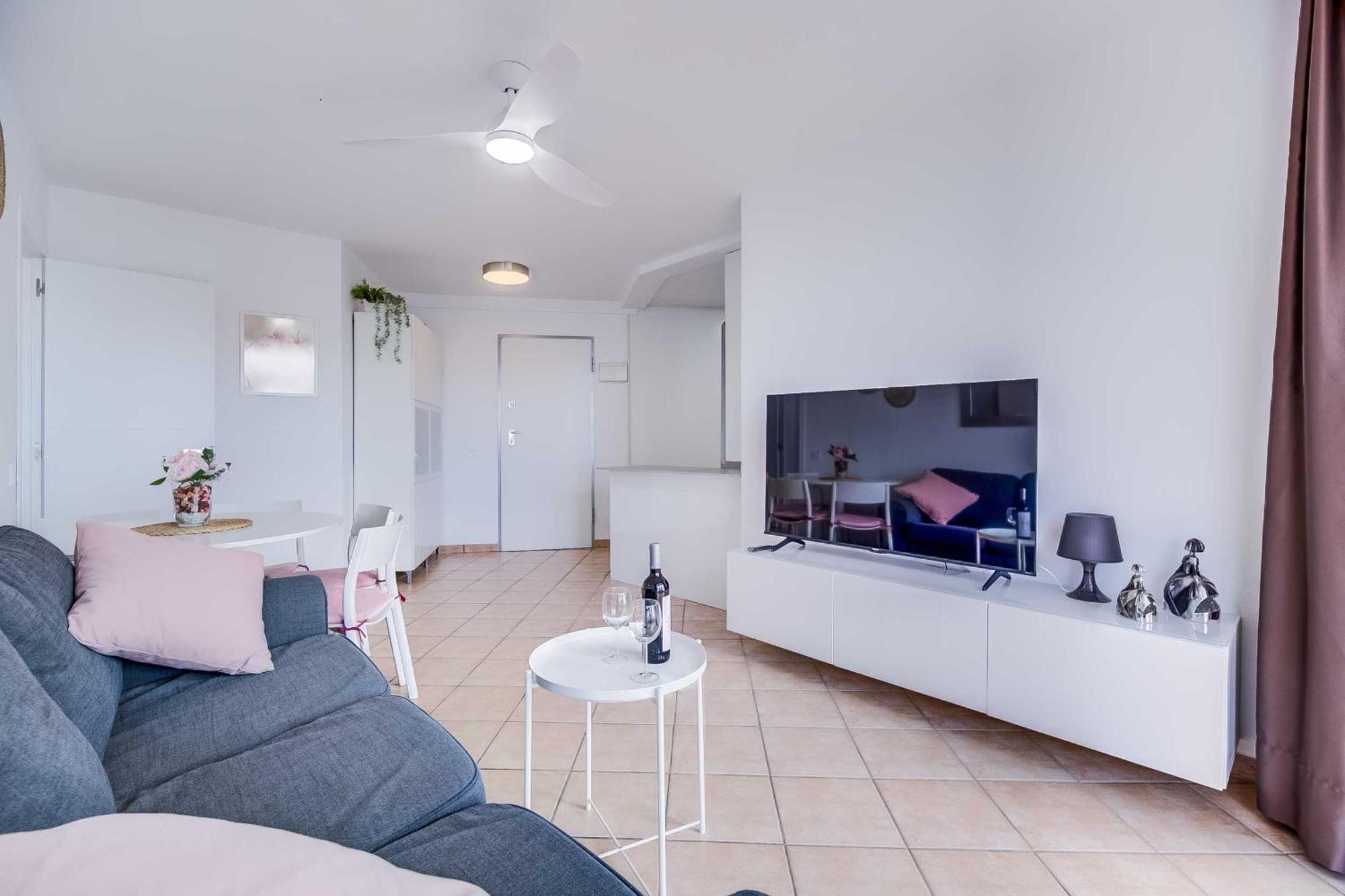 Puerto Marina, Apartamento Frente Al Mar เบนัลมาเดนา ภายนอก รูปภาพ