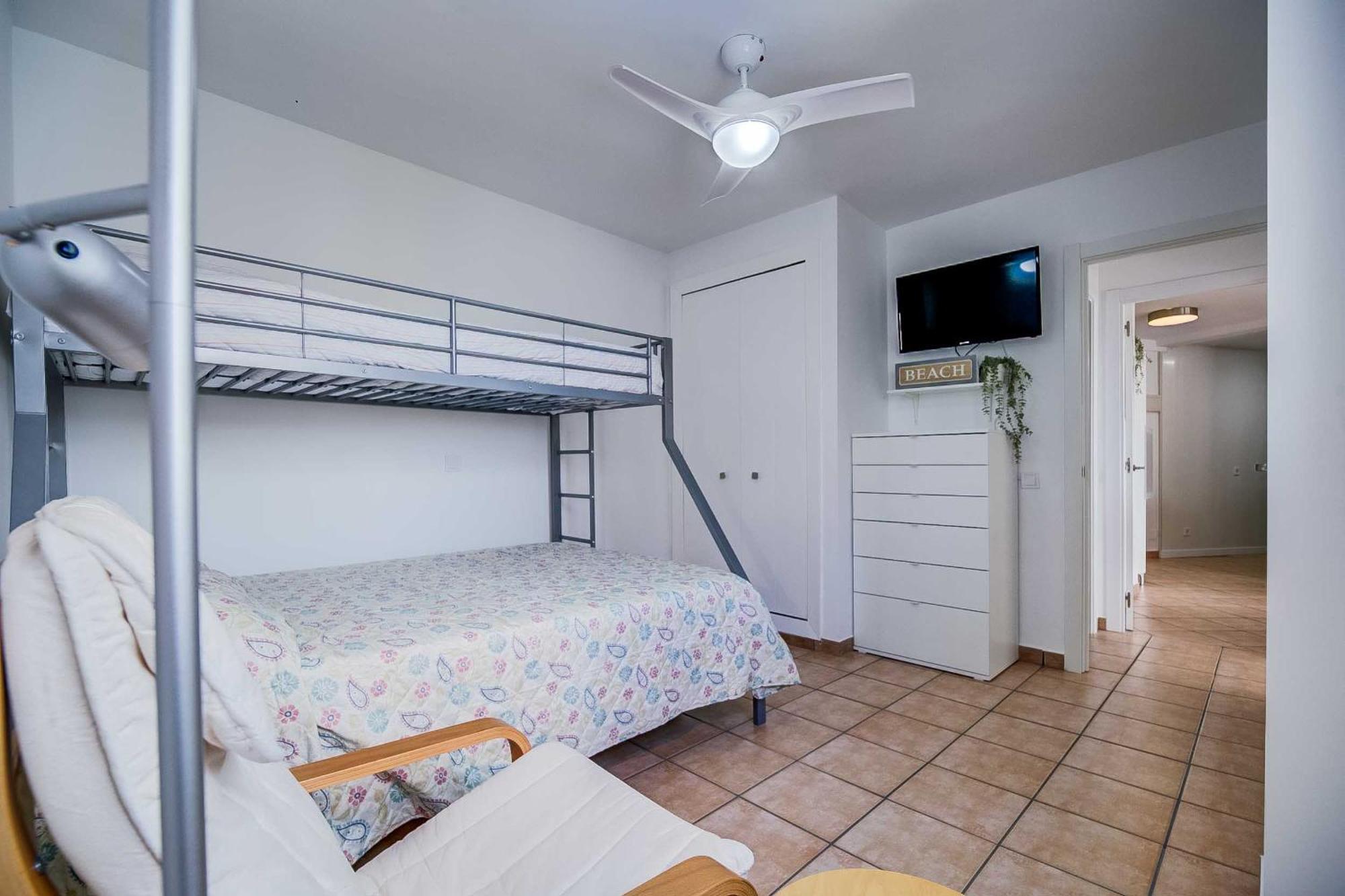 Puerto Marina, Apartamento Frente Al Mar เบนัลมาเดนา ภายนอก รูปภาพ