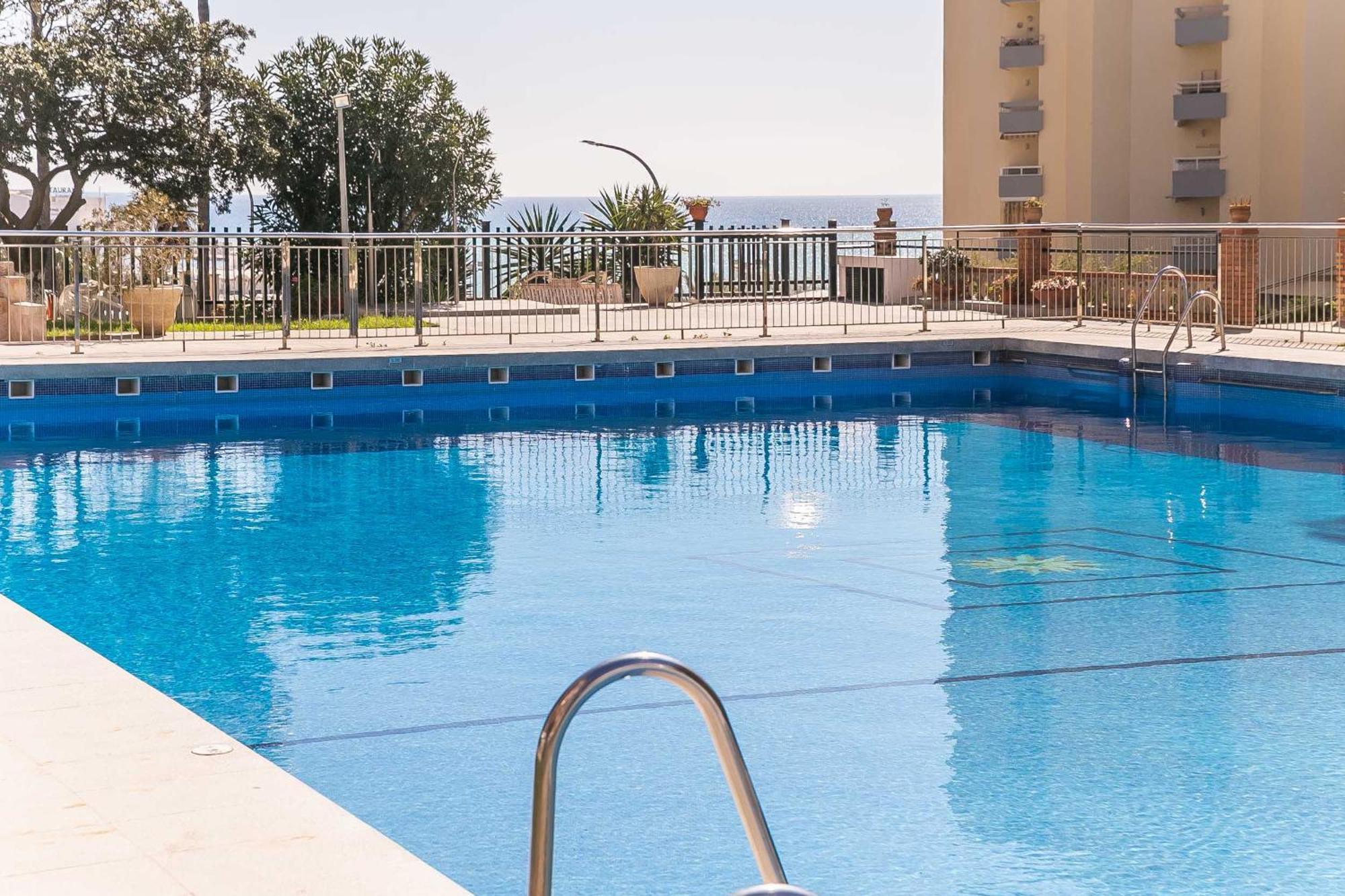 Puerto Marina, Apartamento Frente Al Mar เบนัลมาเดนา ภายนอก รูปภาพ